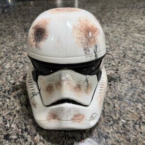 2024 Disney Parks Star Wars
Salvaged Stormtrooper Helmet
Popcorn Bucket